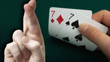 Top Tips for Squeezing In Poker that Will Help You Win More