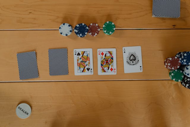 Dealing the Flop in Poker